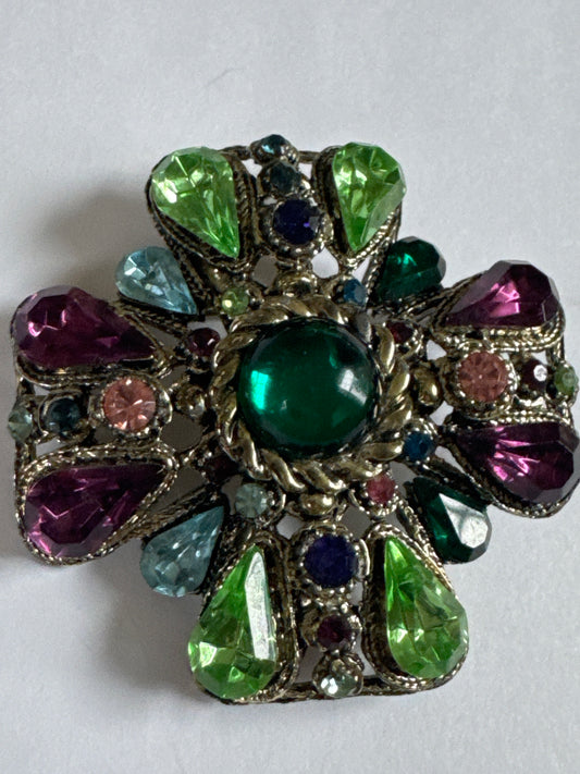 Beautiful 1970s maltese cross brooch