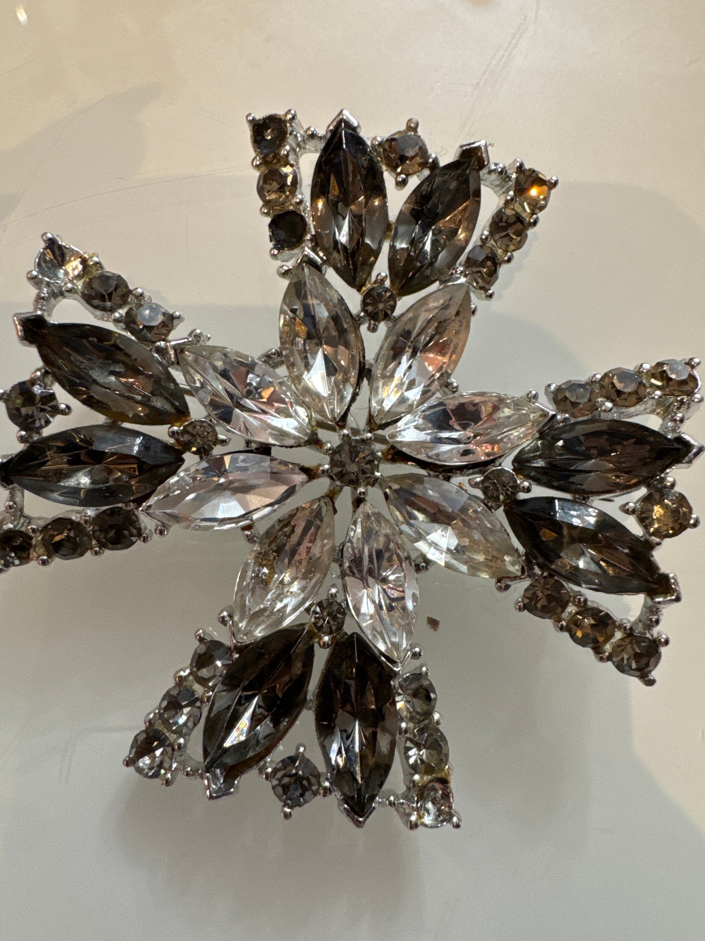 1960s gorgeous, vintage grey rhinestone Maltese cross brooch