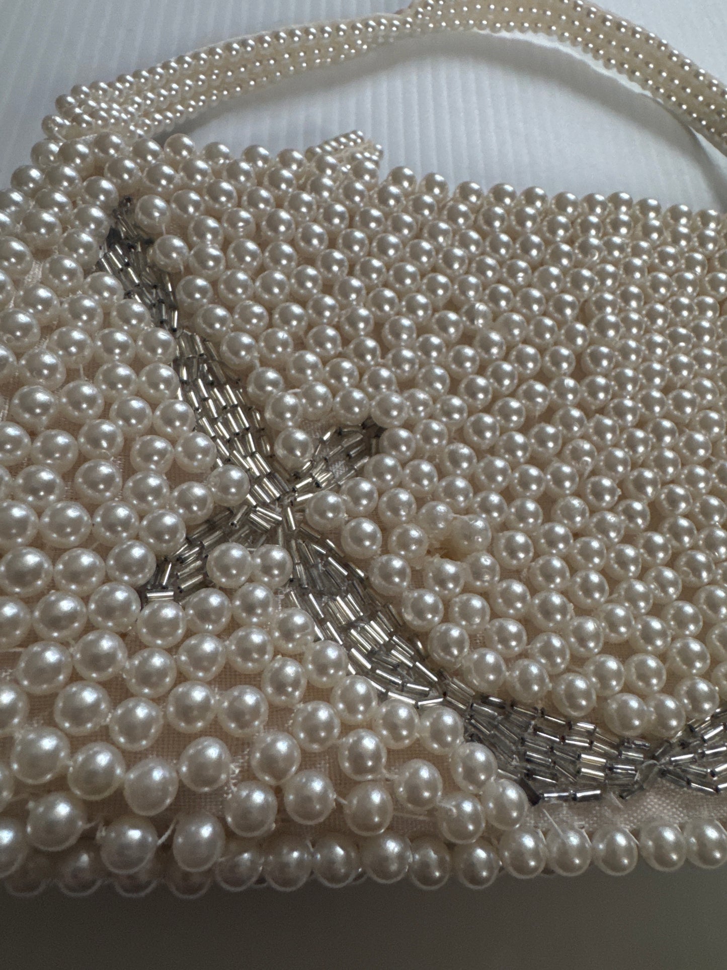 1940s beautiful beaded, pearl and silver bead top handle zipper bag. Never worn.