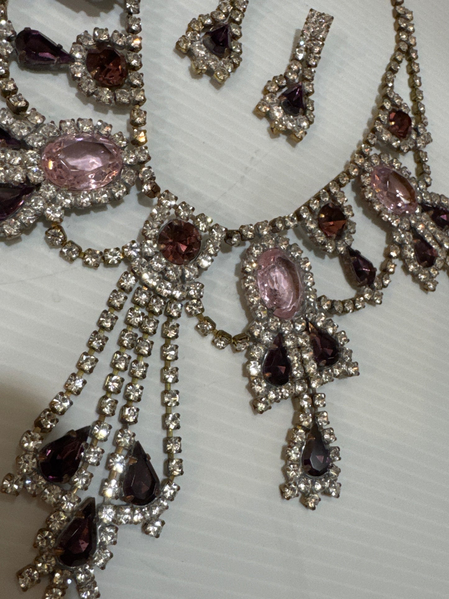 Stunning 1960s necklace and pierced earring set