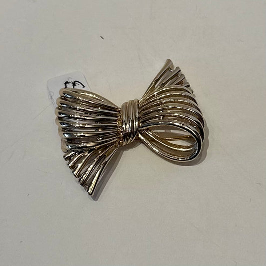 Vintage Signed Marboux 888 Gold Tone Bow Brooch