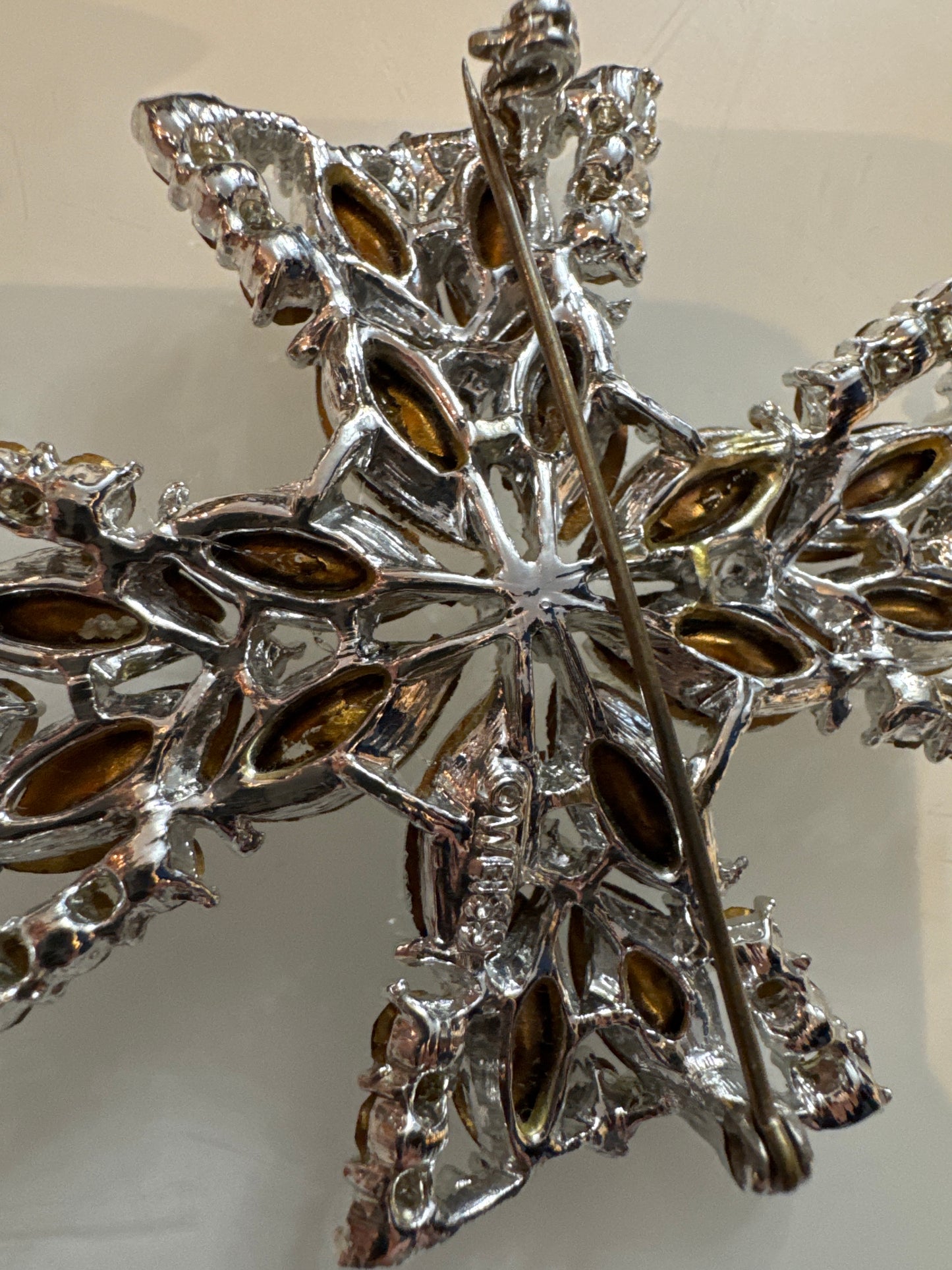 1960s gorgeous, vintage grey rhinestone Maltese cross brooch