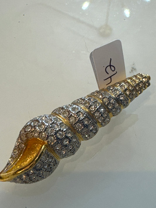 Gorgeous gold tone and rhinestone shell brooch