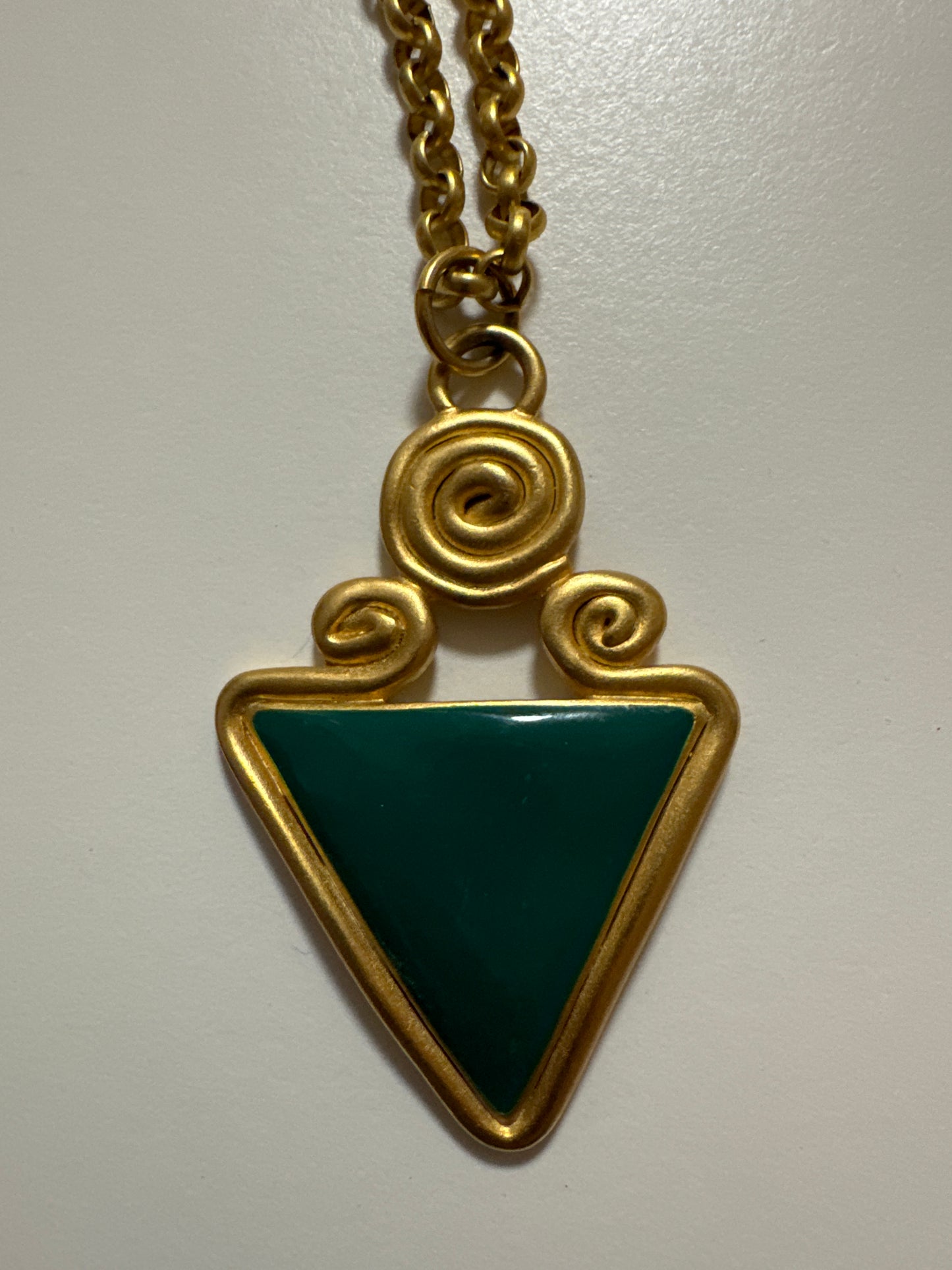 1980s gold tone pendant necklace with green enamel pendant