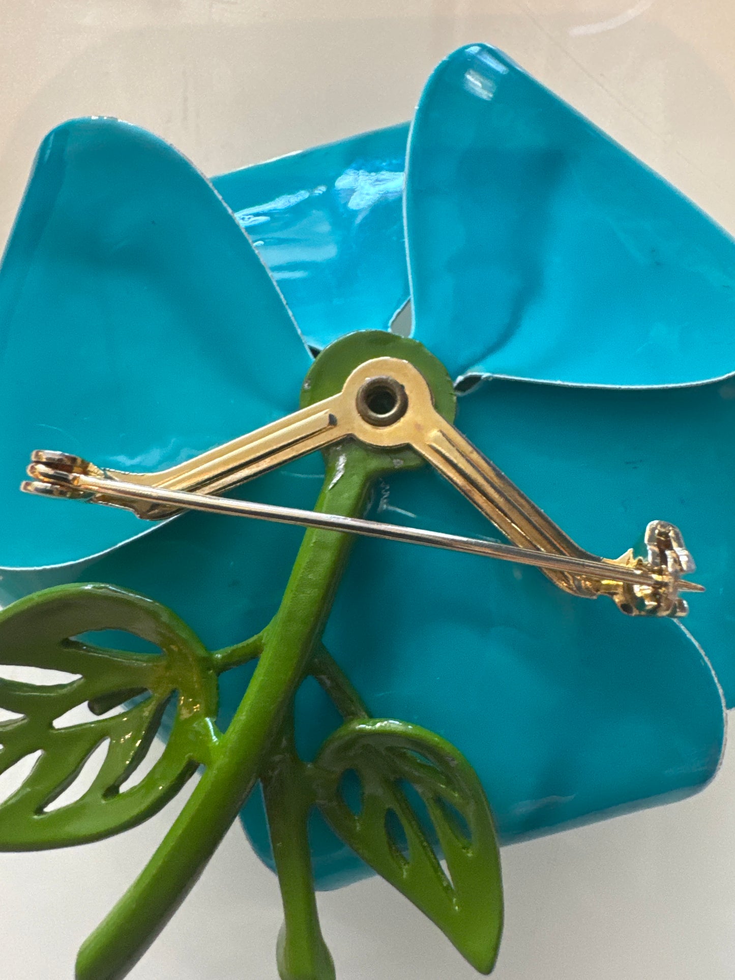 1950s vintage teal and green flower brooch