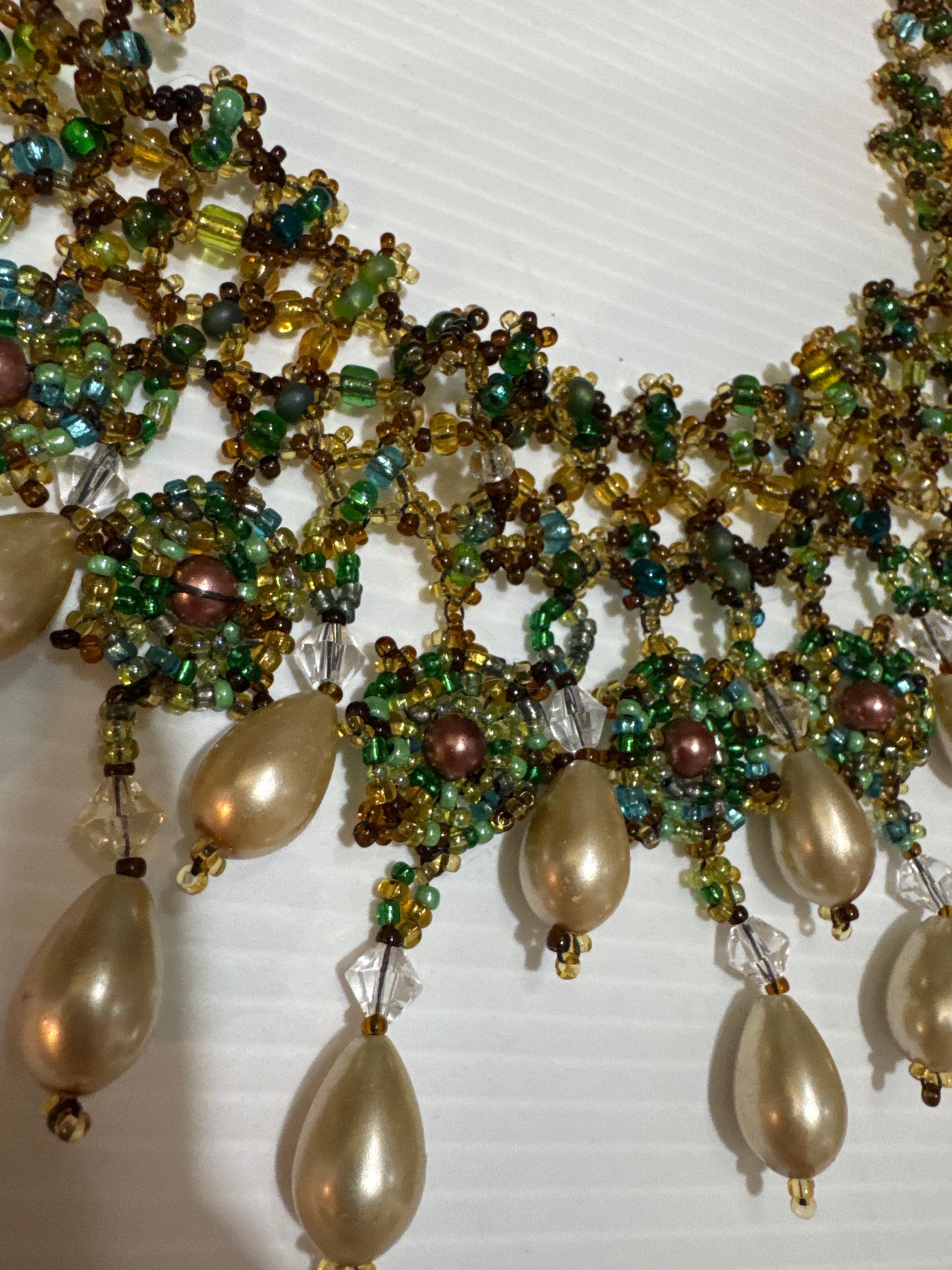 1970s  hand beaded resin and pearl bib necklace. jackpot