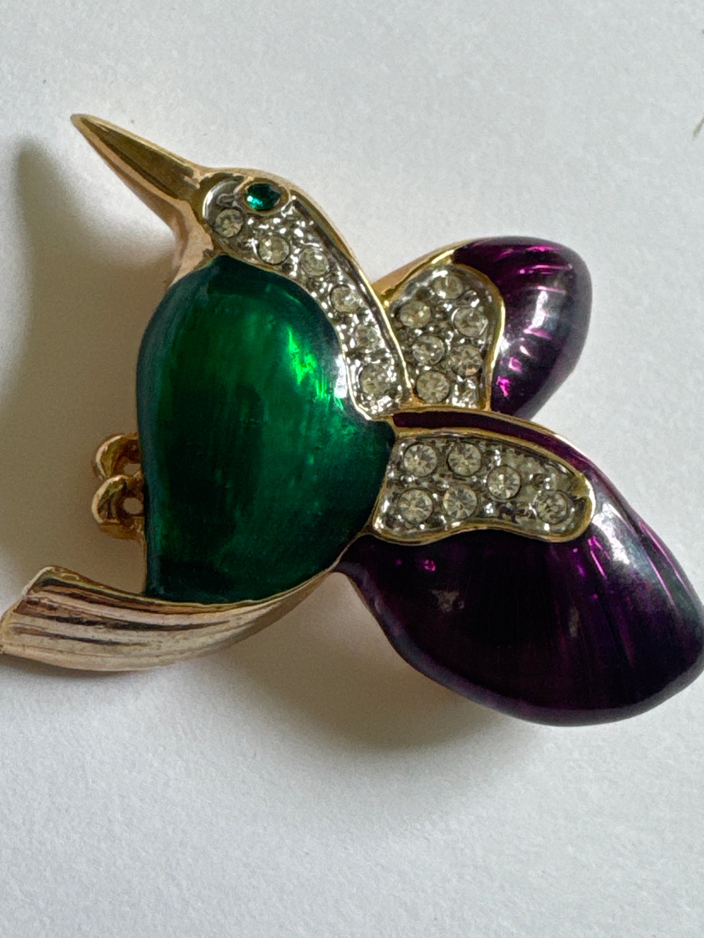 1980s hummingbird green and purple enamel brooch with rhinestones