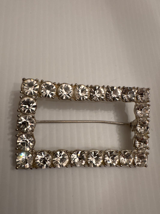 Beautiful 1950s rhinestone rectangle brooch