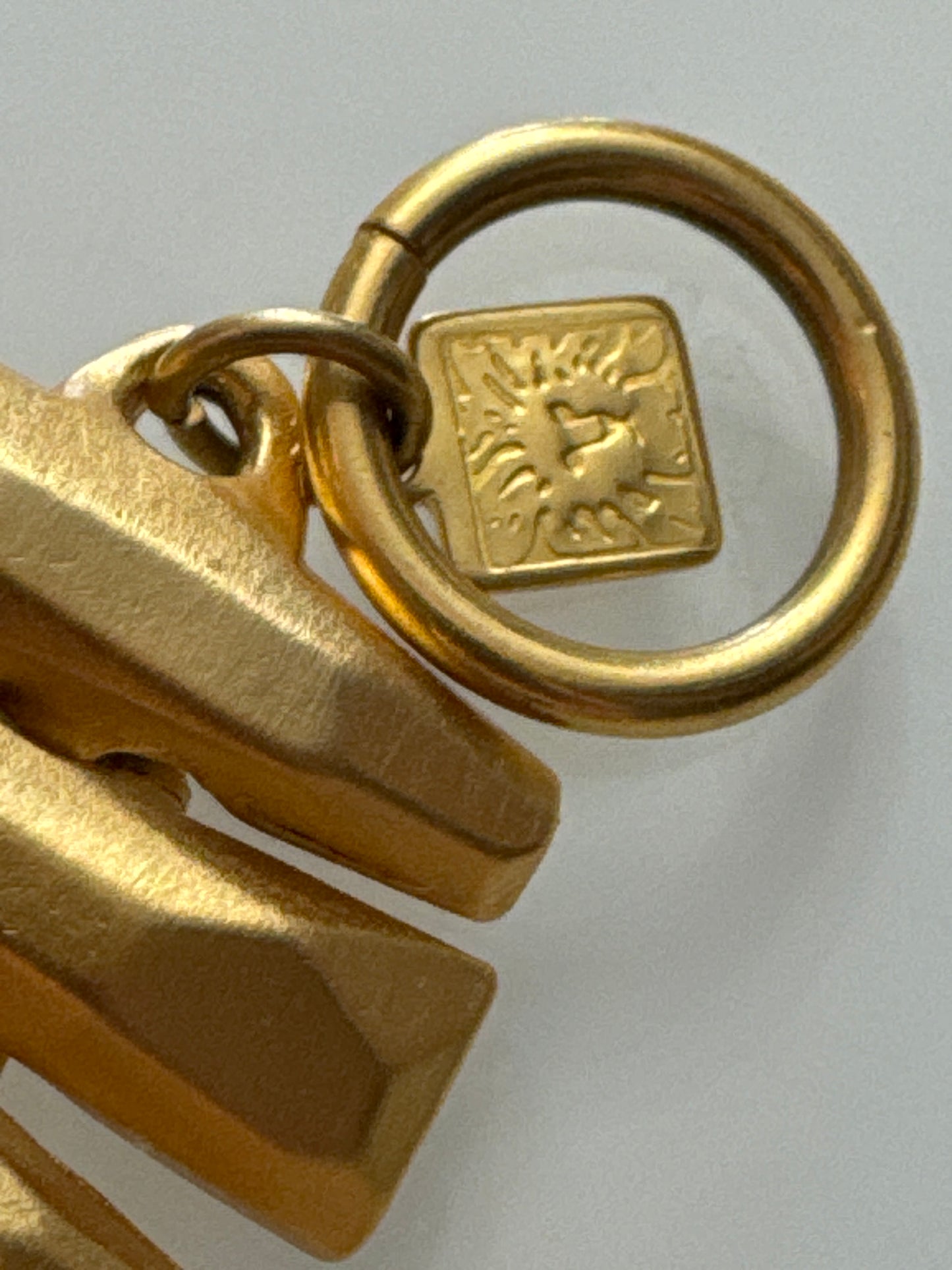Beautiful 1990s minimalist Ann Klein gold town, articulated link bracelet