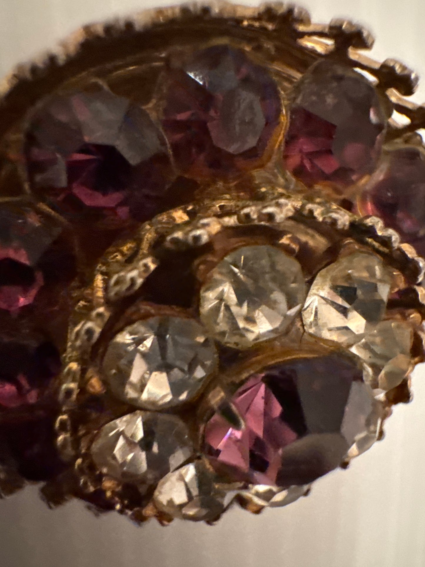 Vintage signed Coro, mini brooch in amethyst stones and clear rhinestones. PARIS LIVE