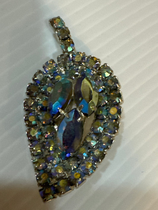 Beautiful 1940s Julianna leaf rhinestone brooch