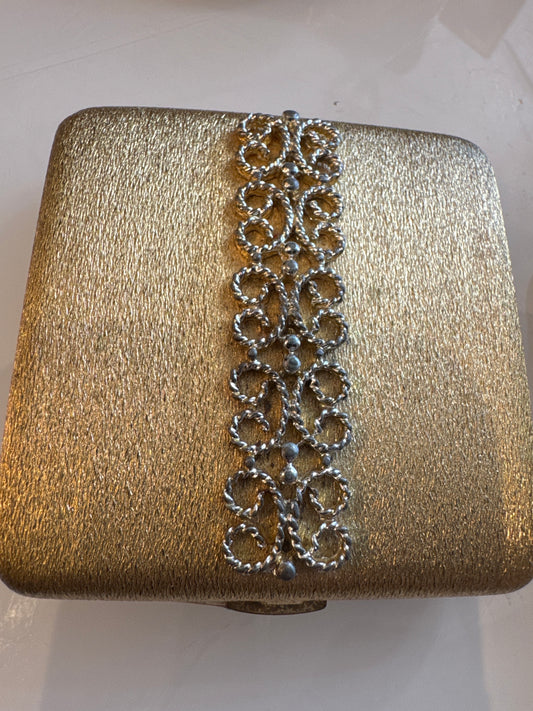 Avon vintage Matte gold with filigree detail powder make up compact