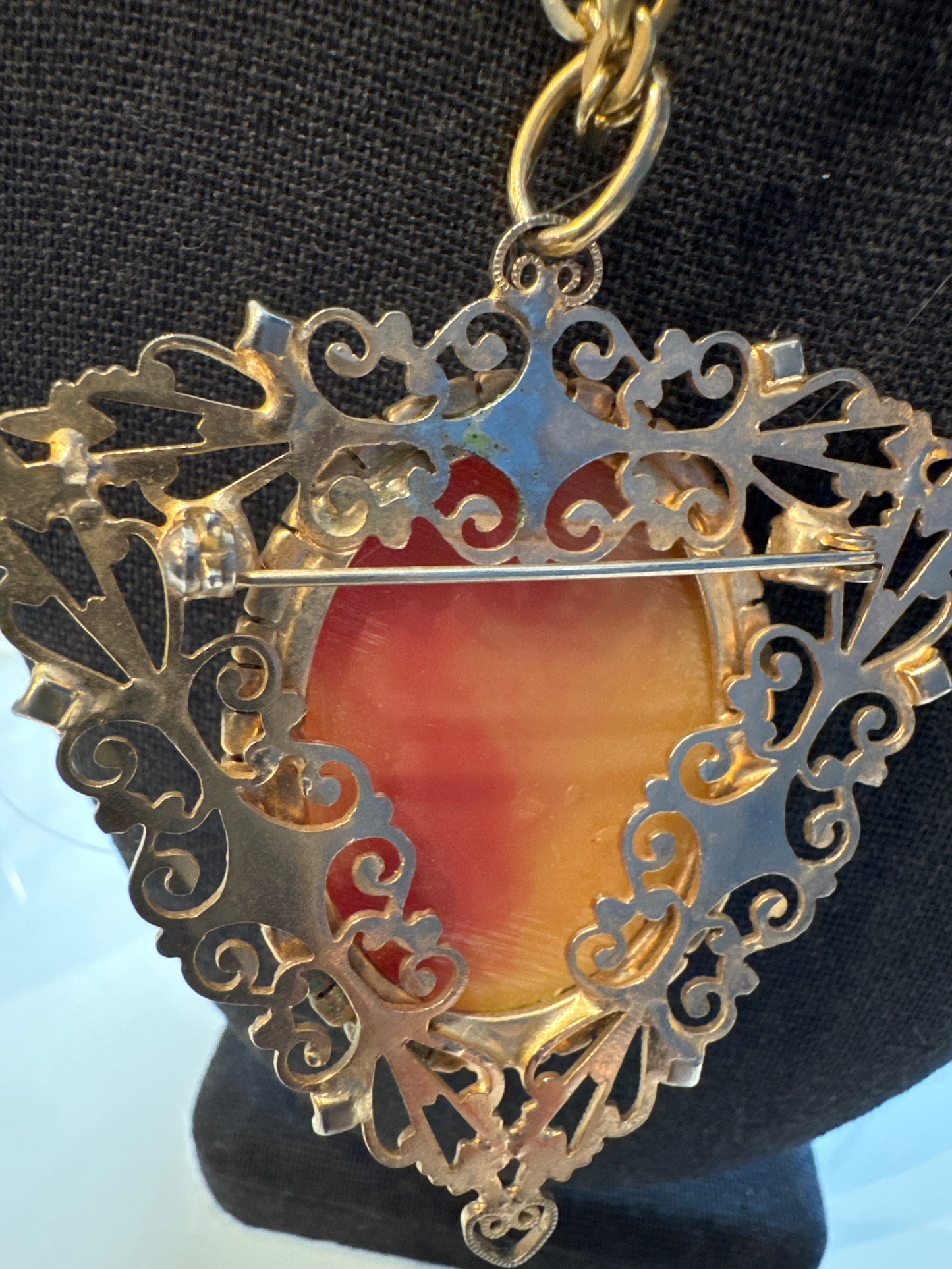 Signed Avon 1970s jumbo cameo necklace that can also be worn as a brooch