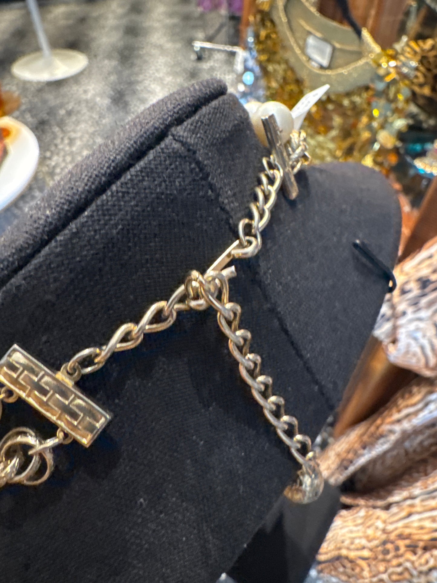 WOW!! An absolutely stunning 1960s vintage HOBE statement, necklace with pearls gold chain, and beautiful rhinestone pendant