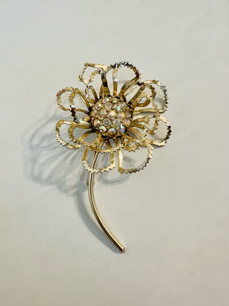 Vintage Sarah Coventry Filigree flower brooch