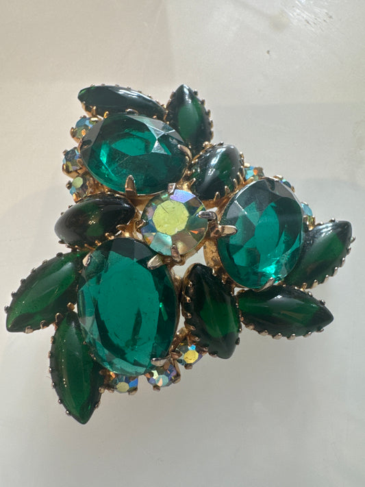 1950s Delizza & Elster green rhinestone brooch with aurora borealis