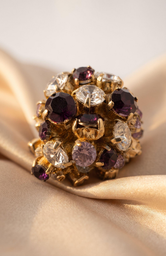 Beautiful 1980s jumbo purple and clear rhinestone cocktail ring