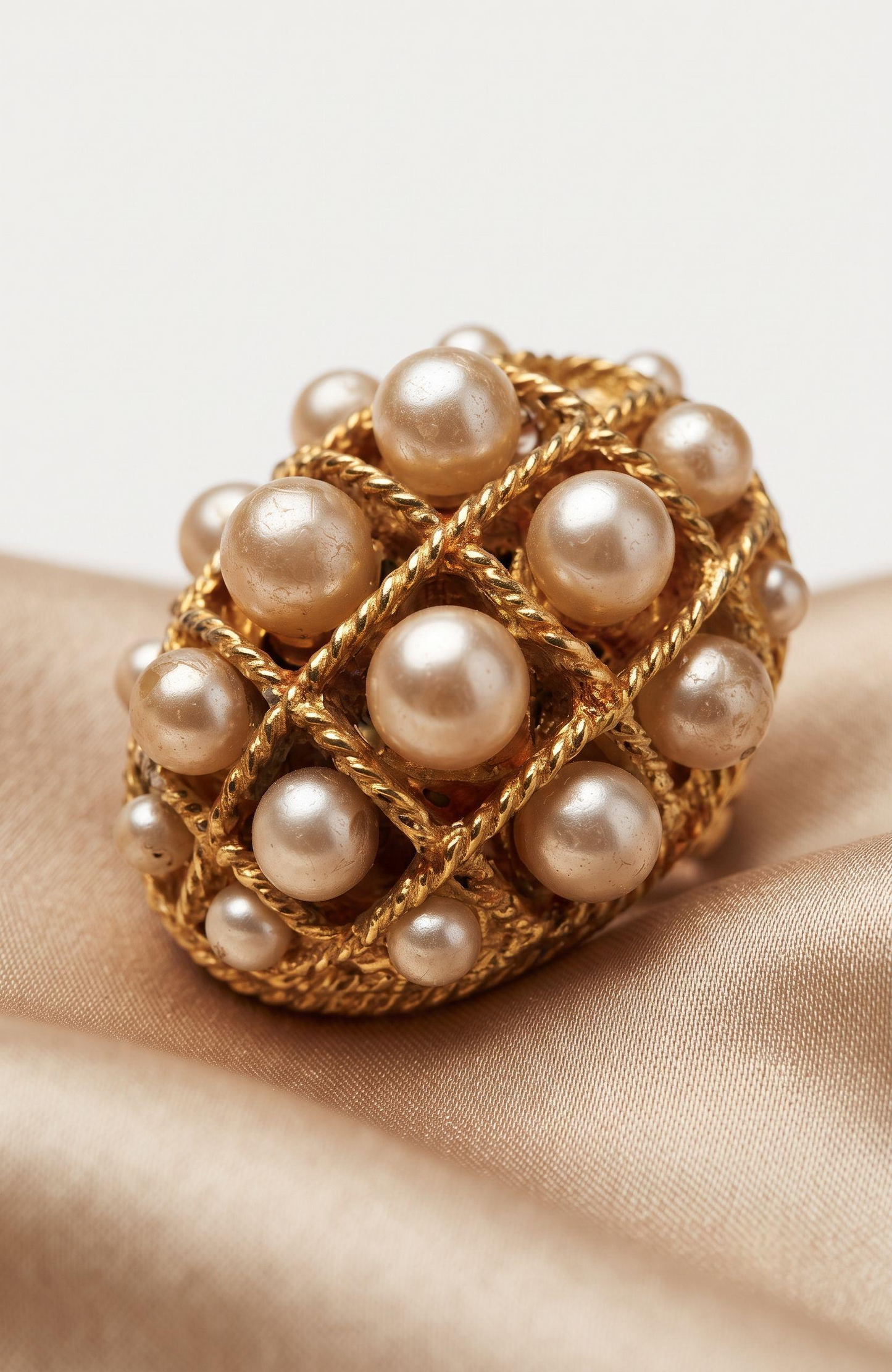 1970s Avon gold tone and pearl "poison" ring