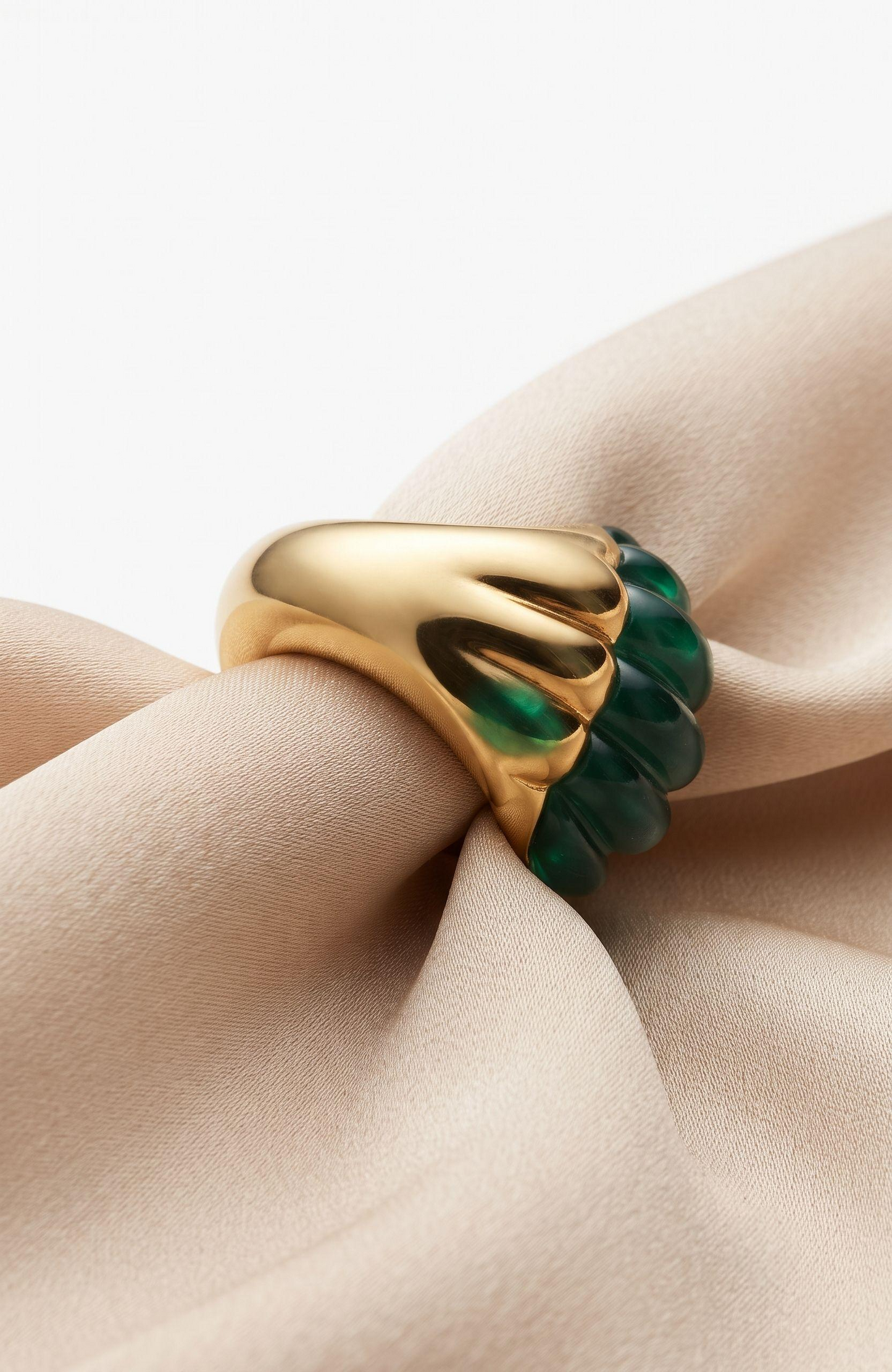 Gorgeous vintage signed Catwalk Jon jumbo cocktail ring with green resin and purple center stone