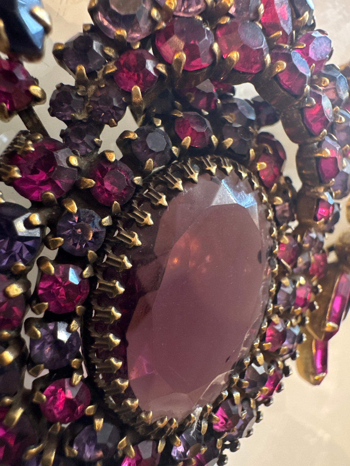 1940s absolutely stunning Juliana rhinestone necklace and shades of deep, purple, pink and red