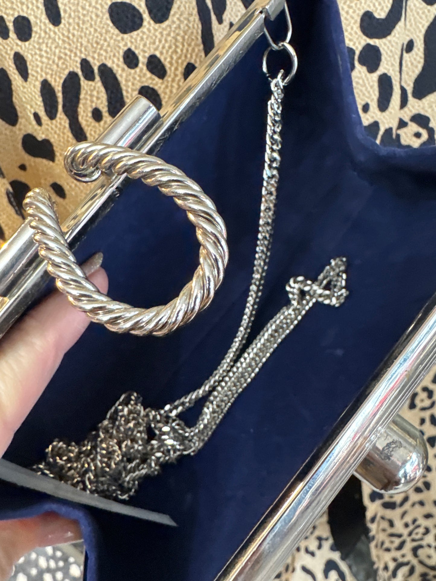 Absolutely stunning 1960s hard top, silver clutch with chain strap