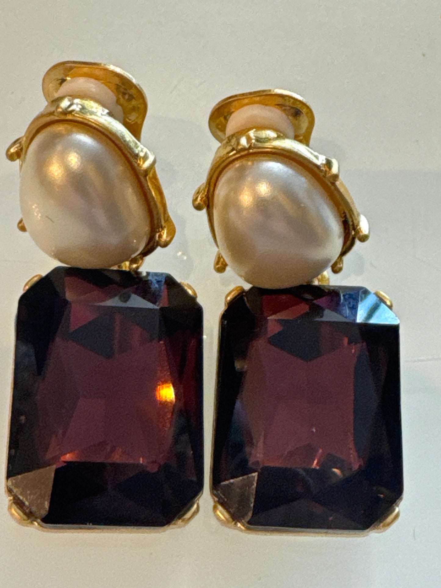 Retro pearl and amethyst colored stone drop earring