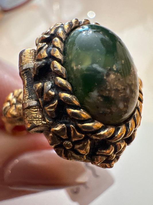 Vintage Sarah Coventry "poison" ring with secret compartment