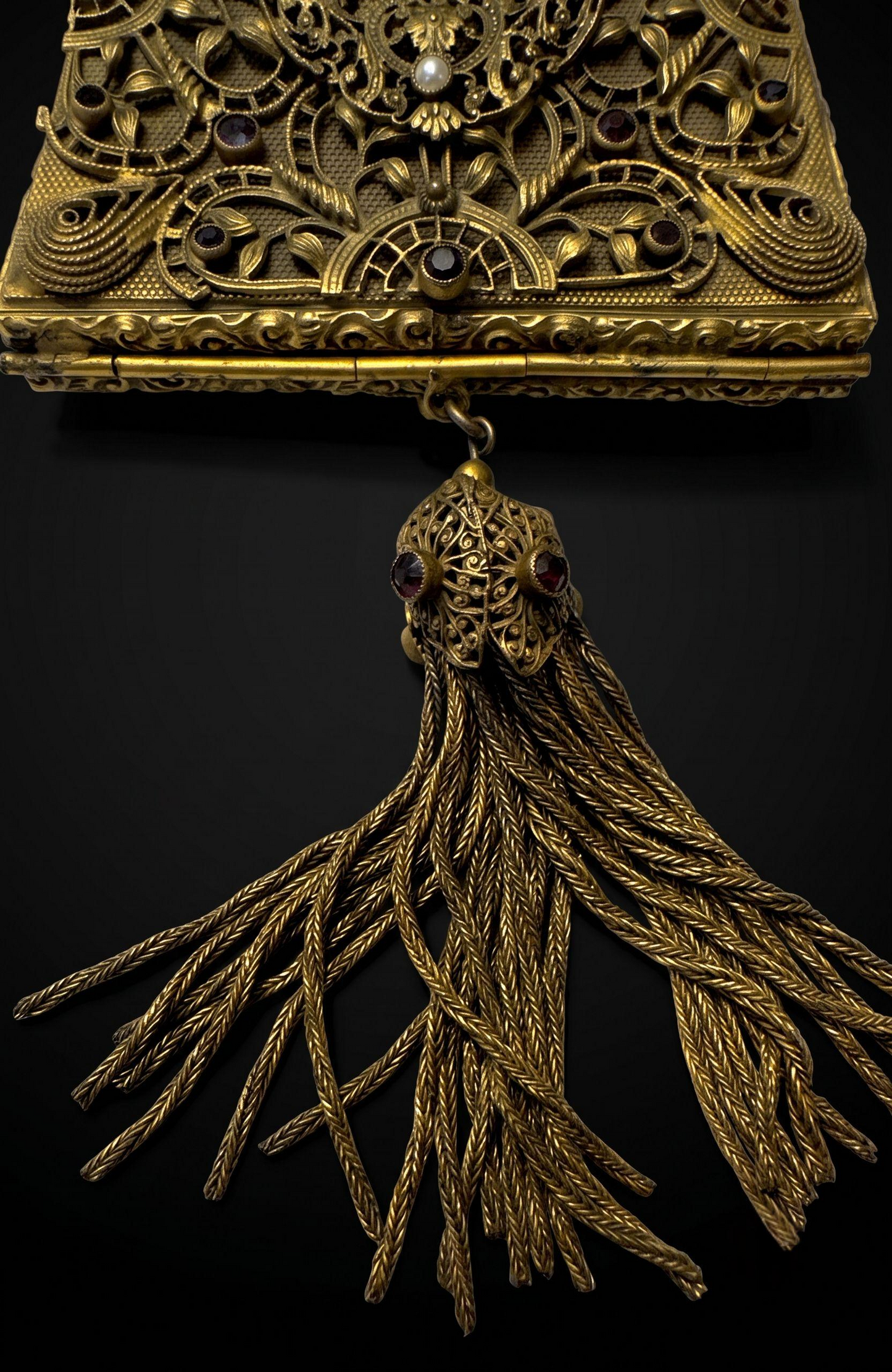 Edwardian Art Nouveau Filigree Evening Purse
Circa 1895–1910
