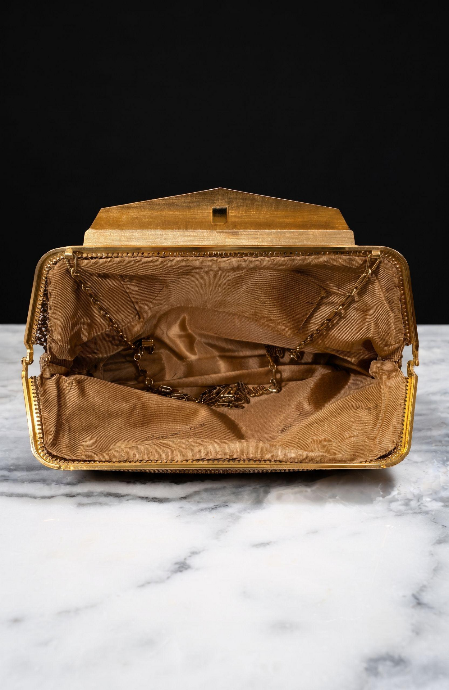 Vintage gold metal Whiting and Davis convertible clutch / shoulder bag