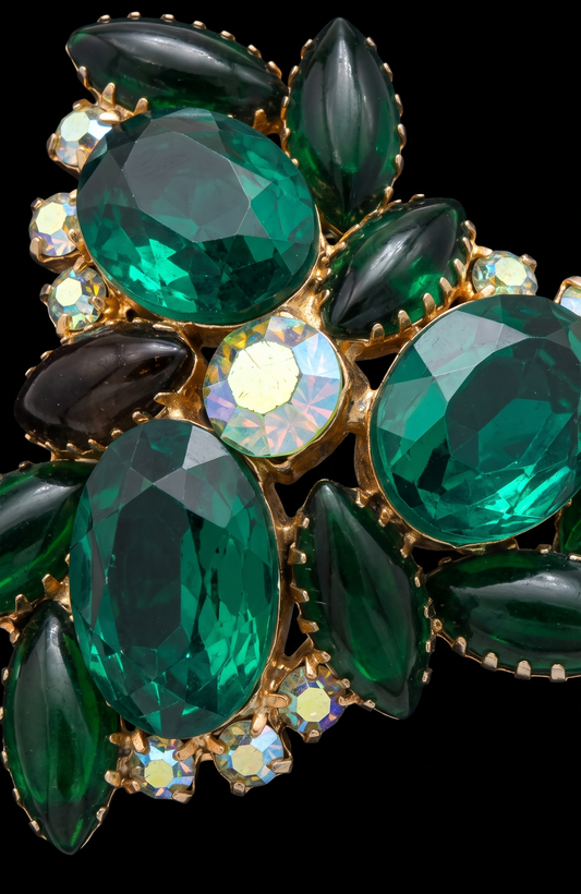 1950s Delizza & Elster green rhinestone brooch with aurora borealis