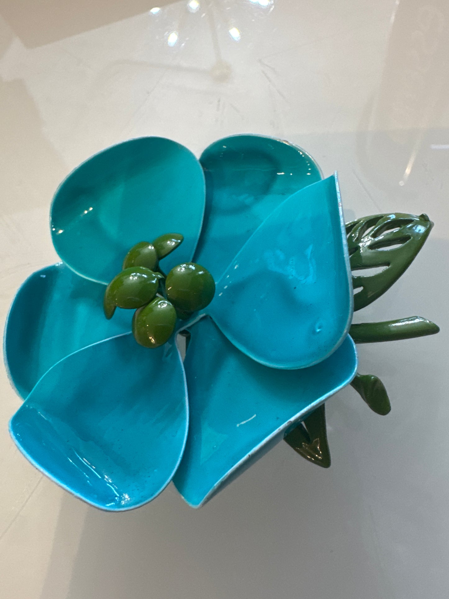 1950s vintage teal and green flower brooch