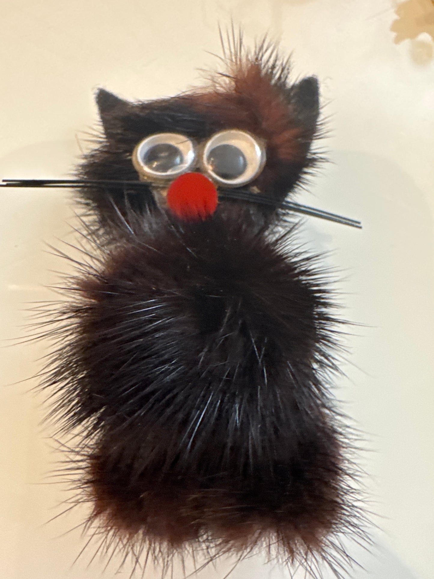 1940s Fur cat brooch with rhinestone belly and googly eyes