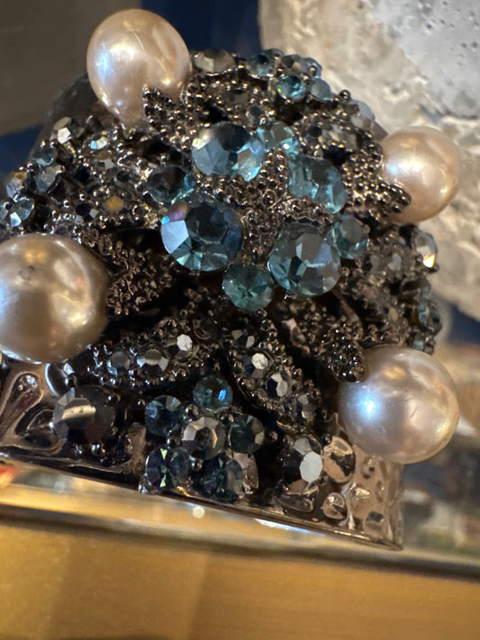1980s vintage cuff with faux, pearl and rhinestones