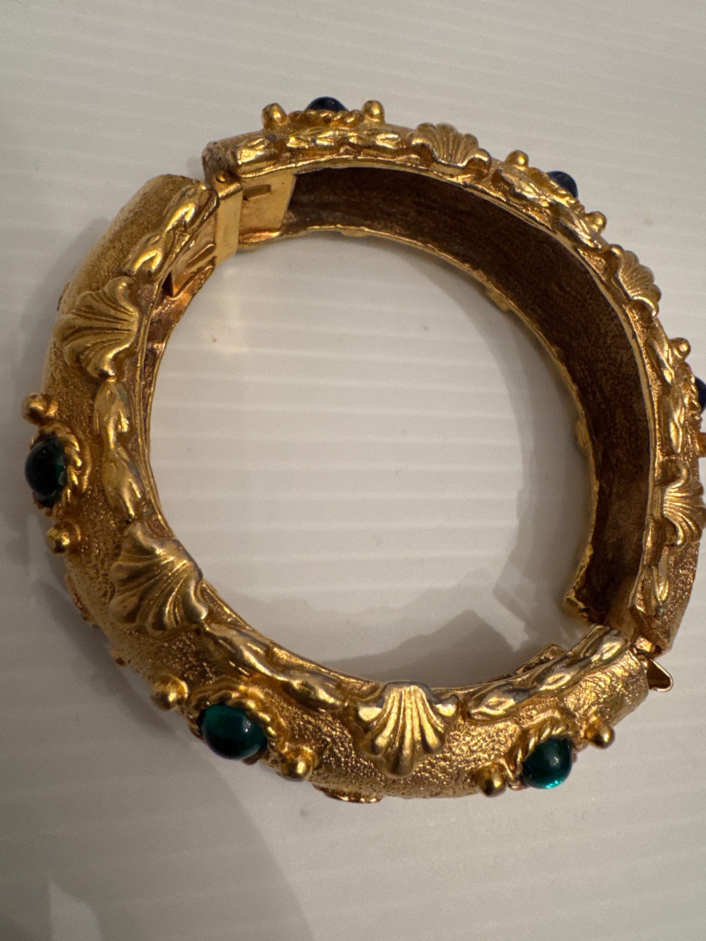 Beautiful 1980s signed YOSCA clamper bracelet with blue and green rhinestones