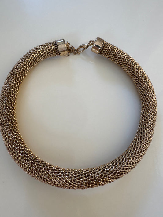 Beautiful 1970s substantial wire choker