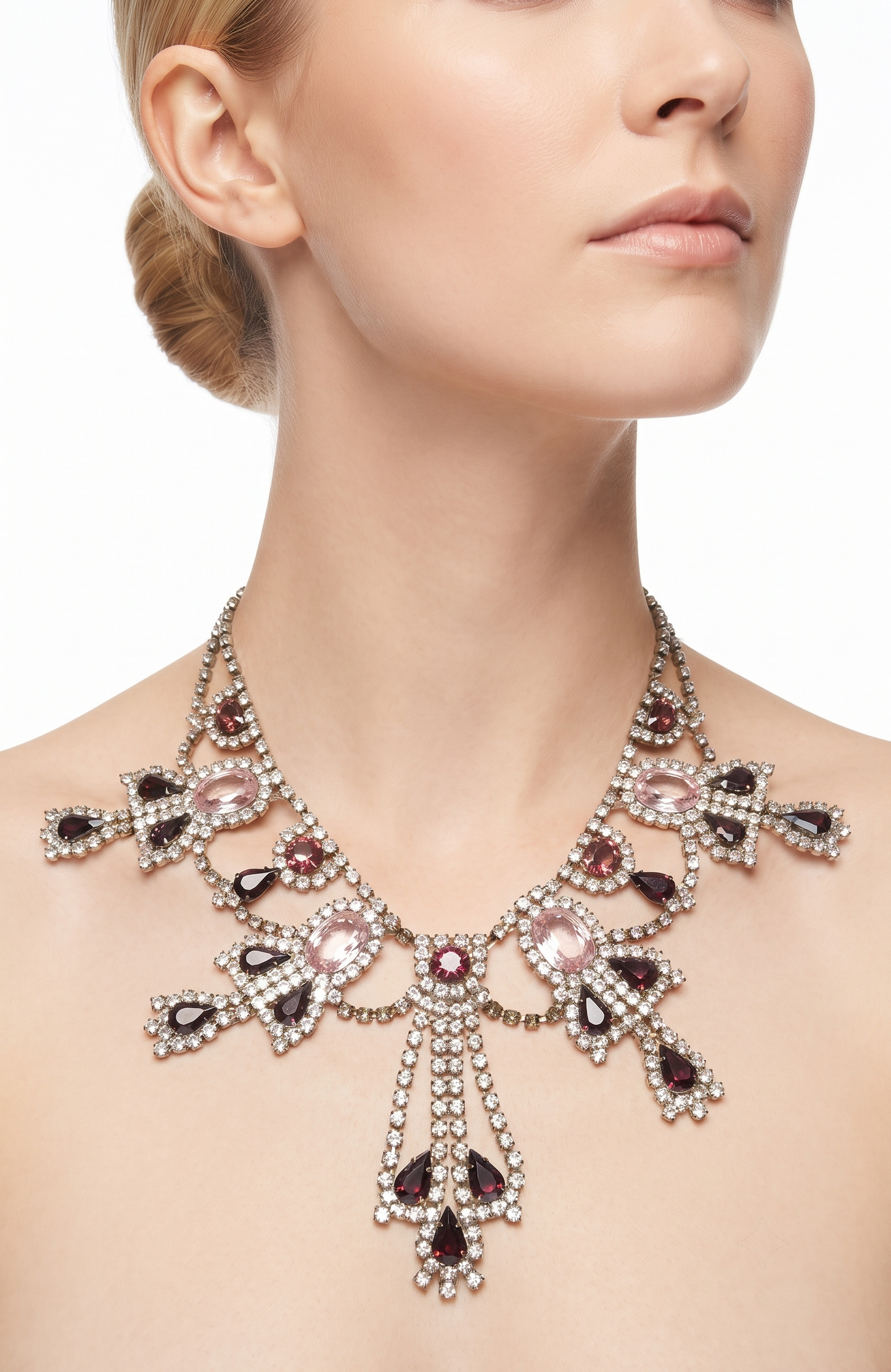 1940s NECKLACE AND PIERCED EARRING SET