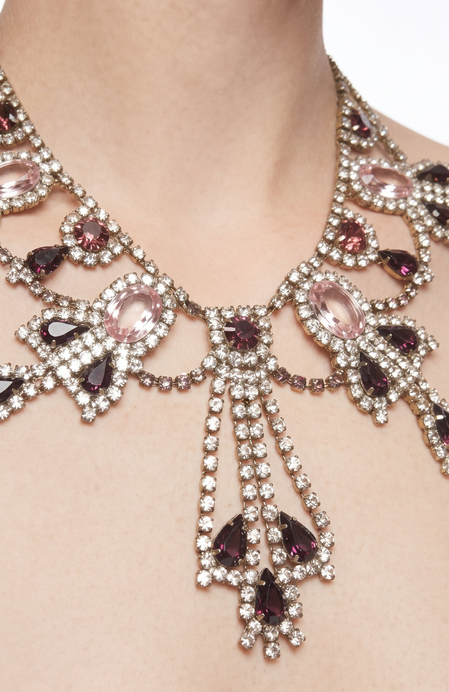 1940s NECKLACE AND PIERCED EARRING SET