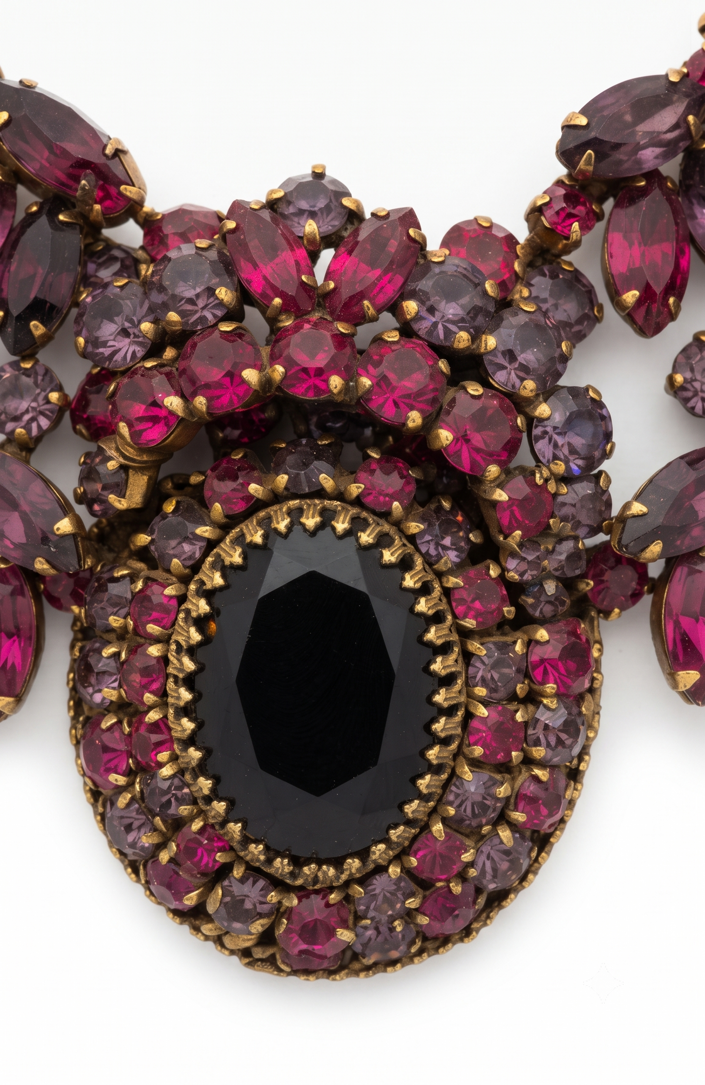 RHINESTONE NECKLACE FROM THE 1940s