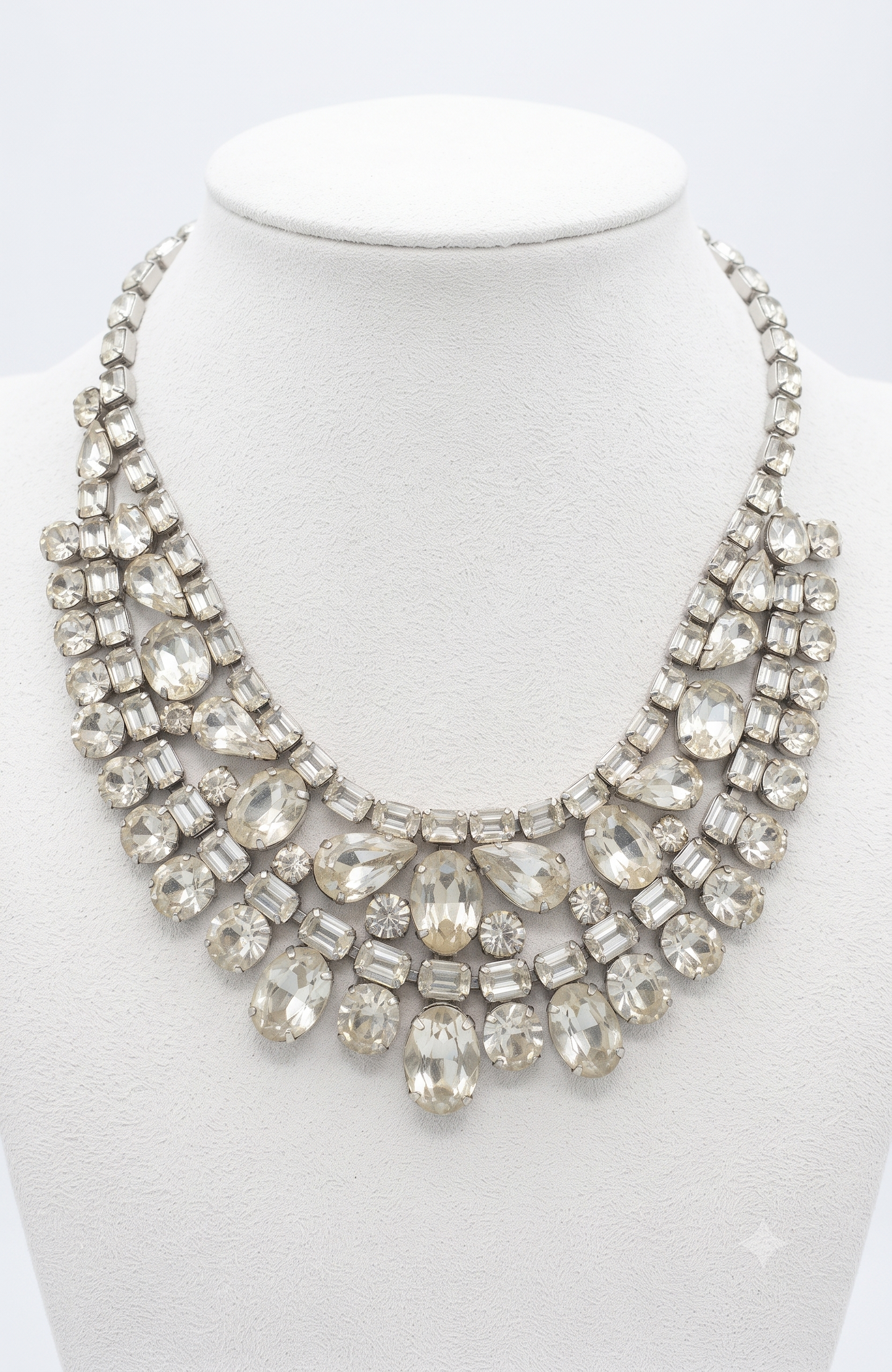 RHINESTONE NECKLACE SIGNED BY EISENBERG