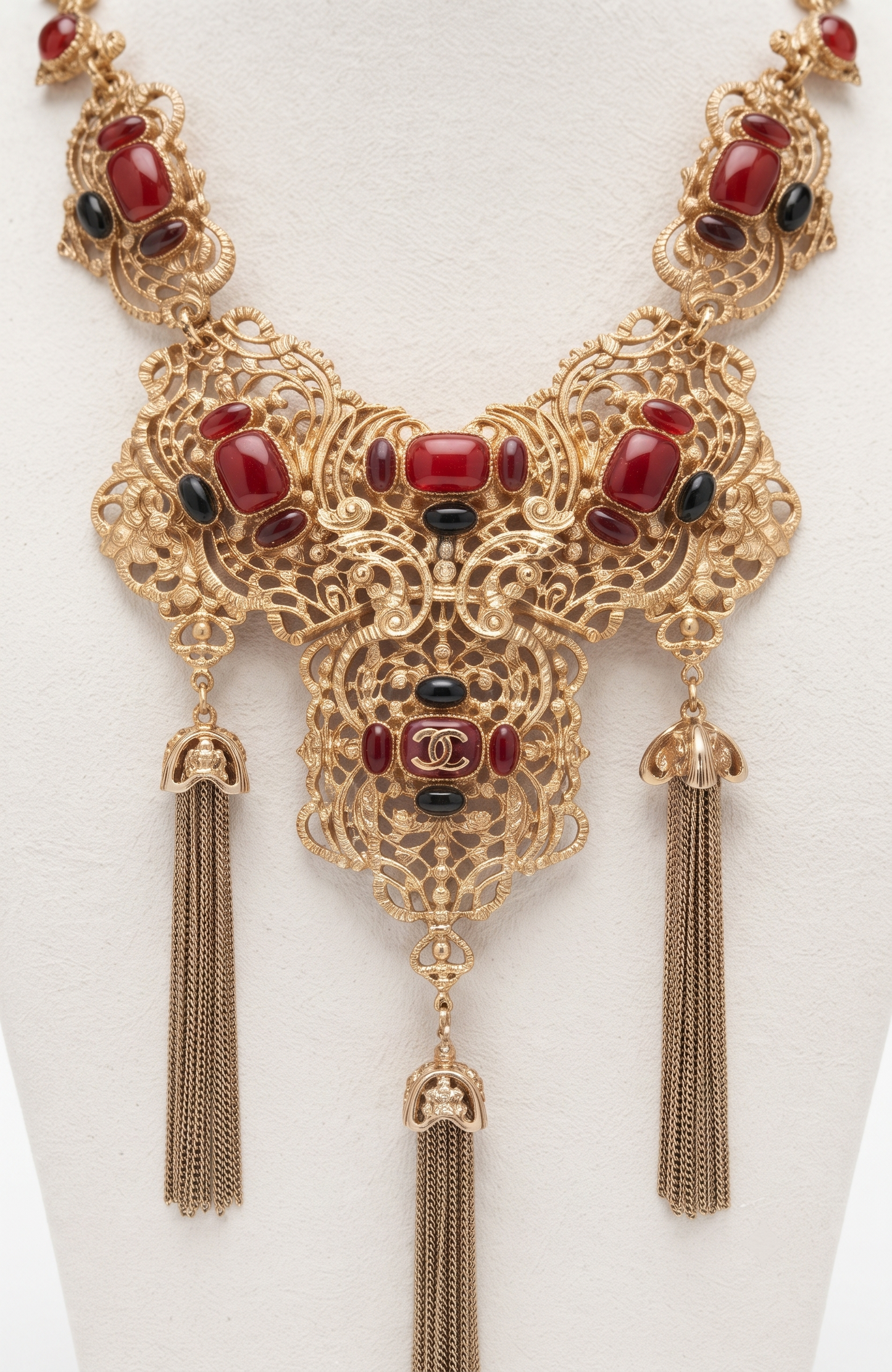 Vintage Early 2000’s Rare Chanel Runway Necklace