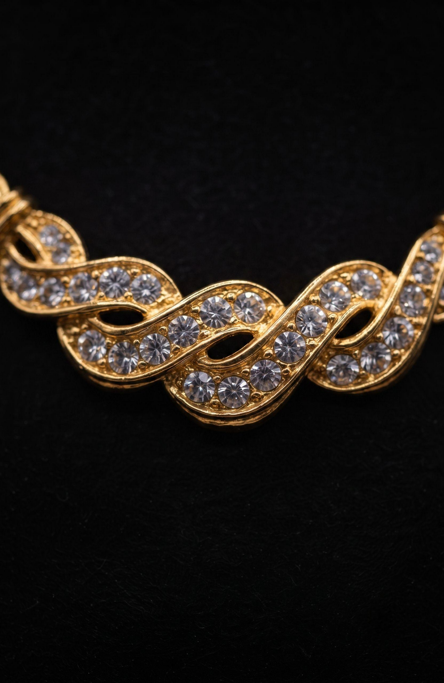 Vintage 1980s Napier gold plate necklace with clear rhinestones