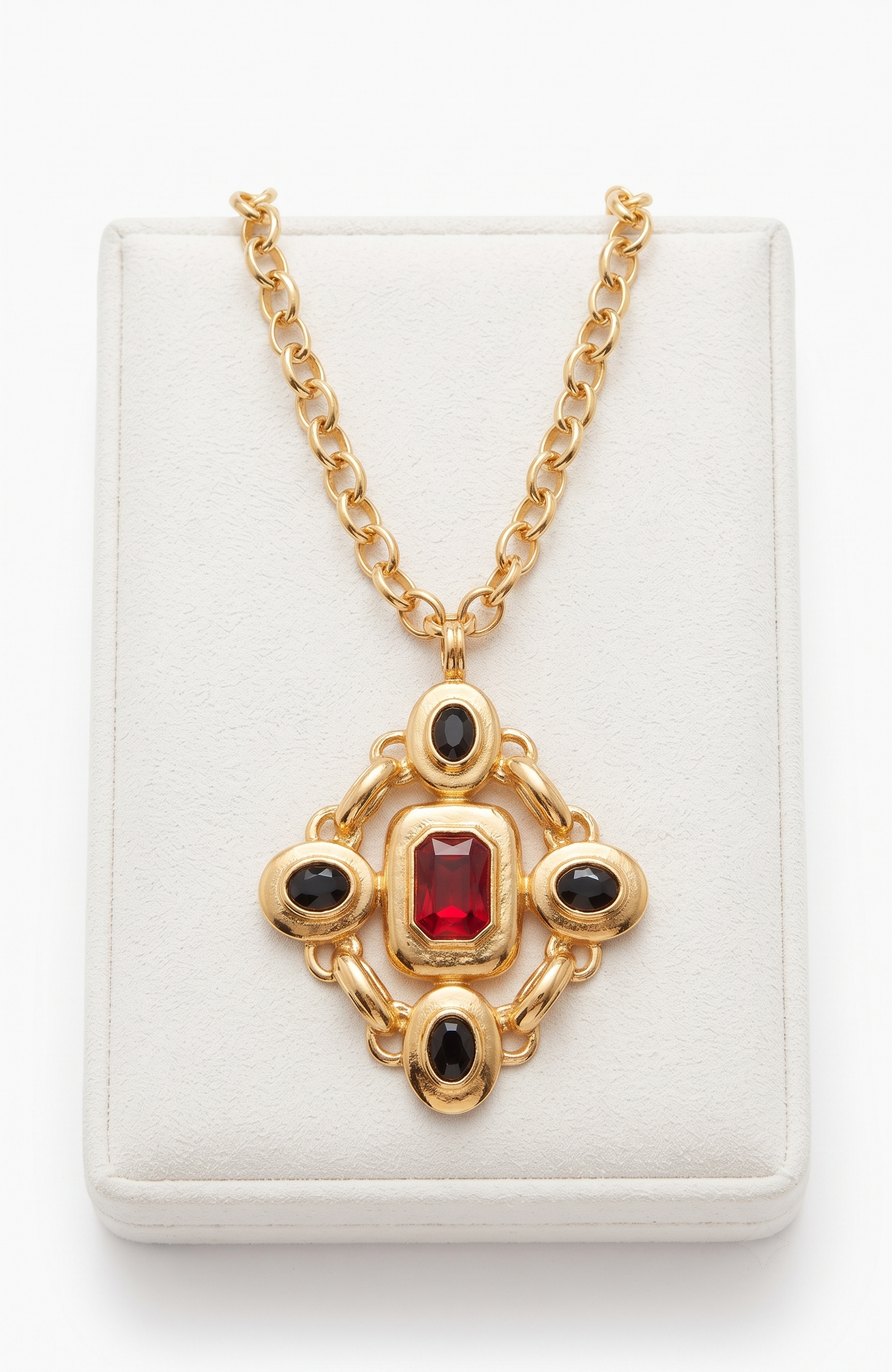 VINTAGE RJ GRAZIANO PENDANT  PENDANT NECKLACE OF RED AND BLACK