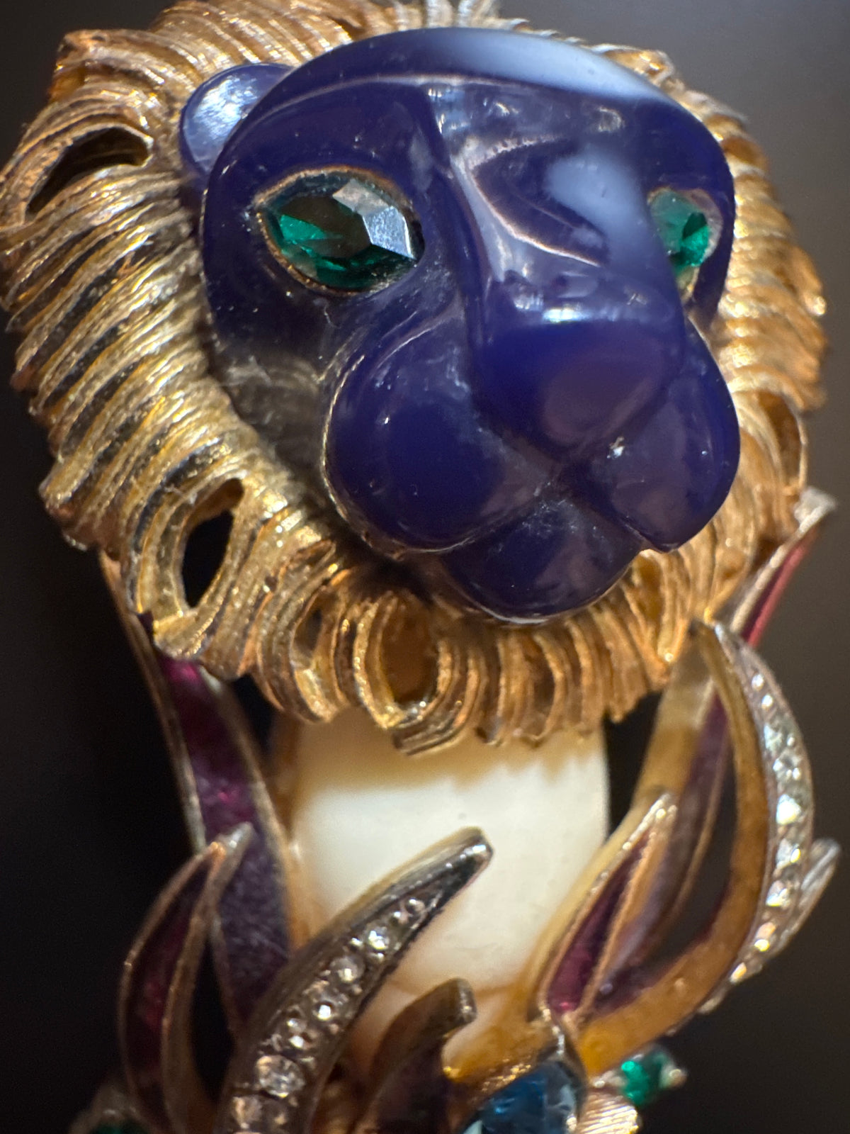 RARE 1940s Hattie Carnagie (unsigned) lion figural brooch