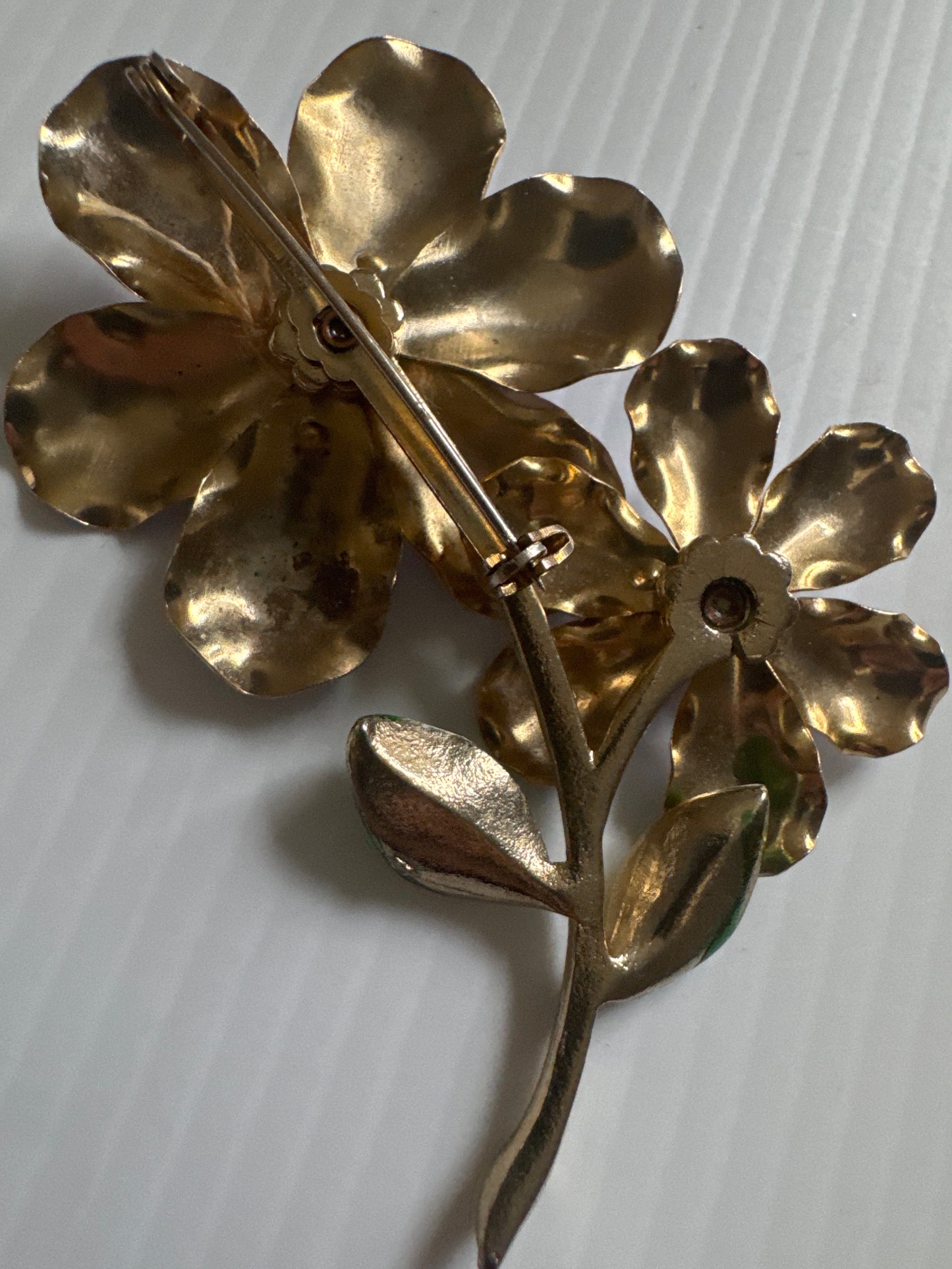 1960s lavender Double flower hand painted enamel brooch with gold petal edging