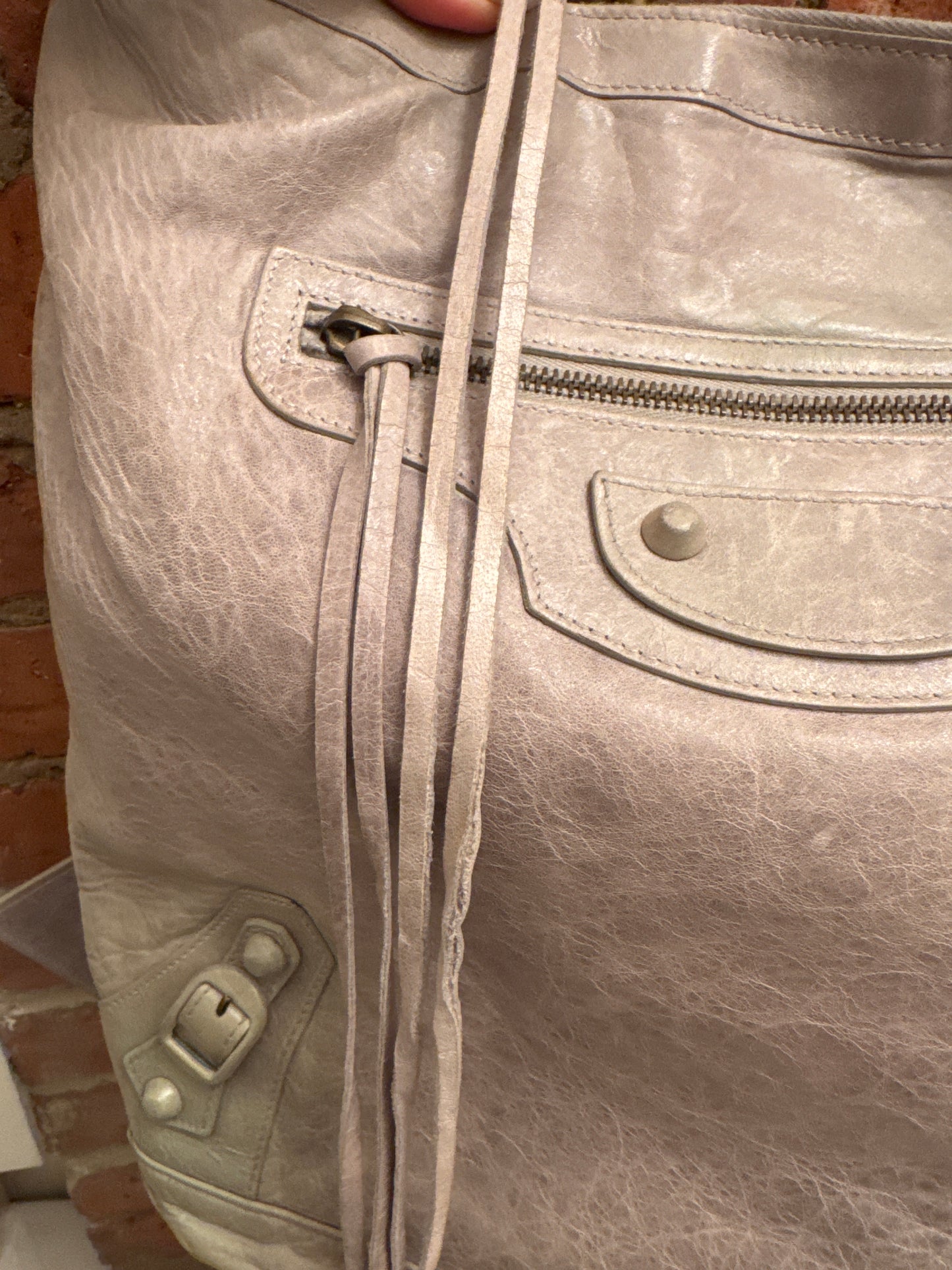 Vintage Balenciaga Day Hobo in Argent (Dove Grey) Distressed Leather