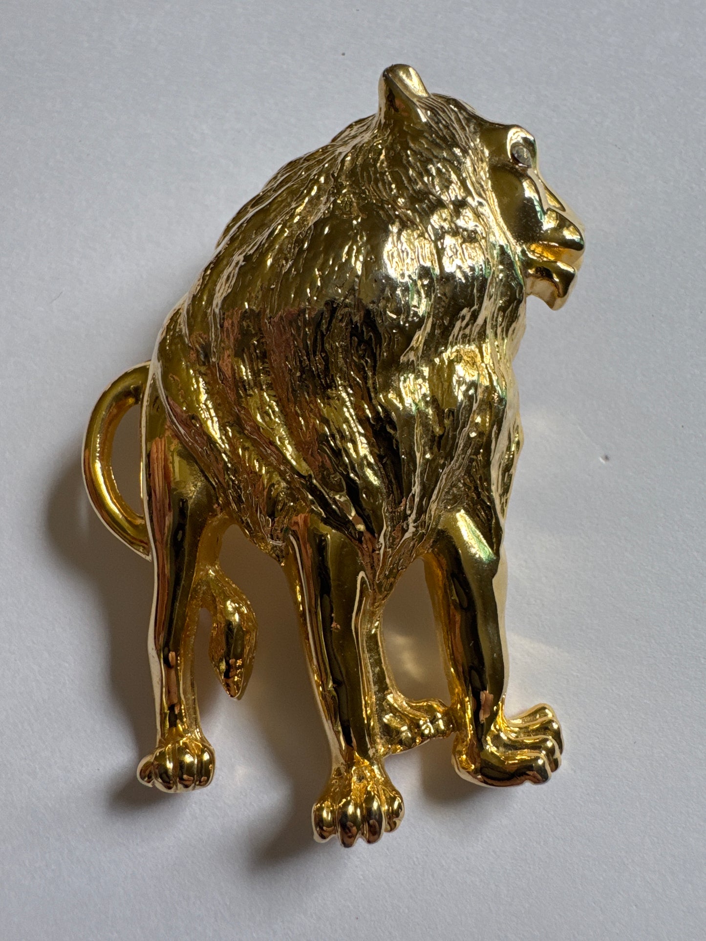 1990s goldtone Lion brooch