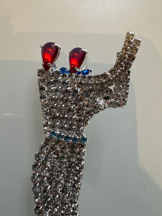 Wonderful dancing couple rhinestone brooch by RON