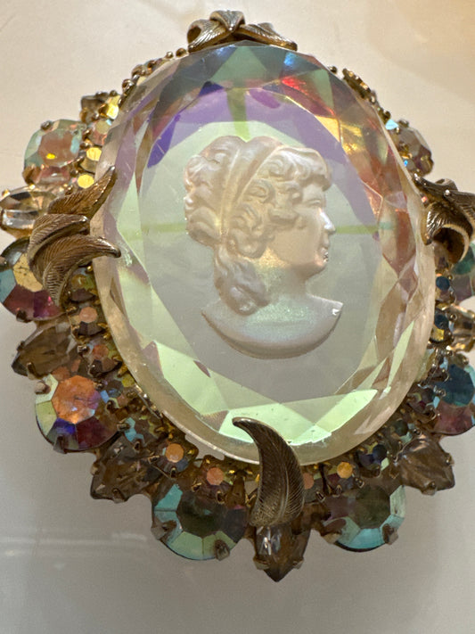 Juliana mid century rhinestone cameo brooch/pendant with aurora borealis stones