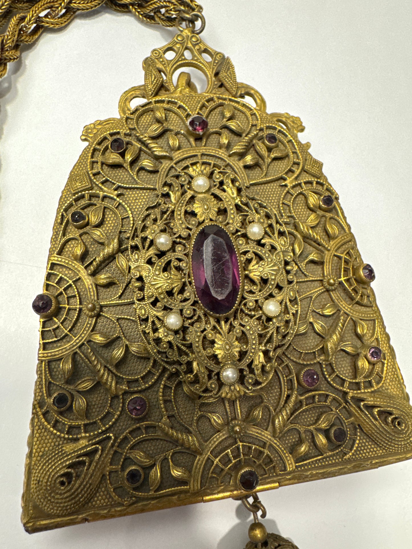 Edwardian Art Nouveau Filigree Evening Purse
Circa 1895–1910    jackpot