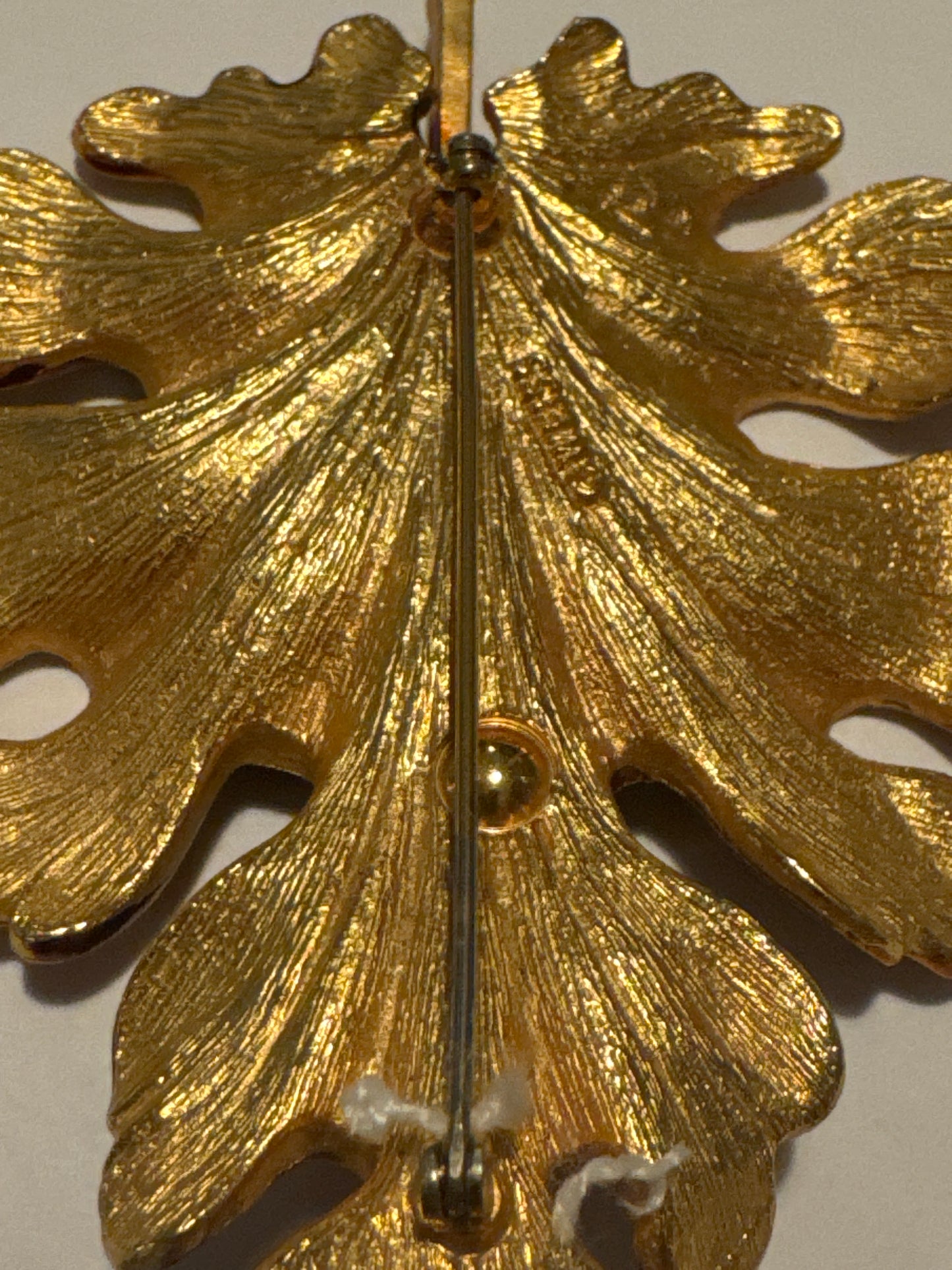 Major signed WEISS enamel leaf brooch. perfect for a coat. Road